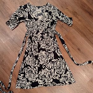 Banana Republic Rose Print Faux Wrap Dress, Black and Cream, Size S.